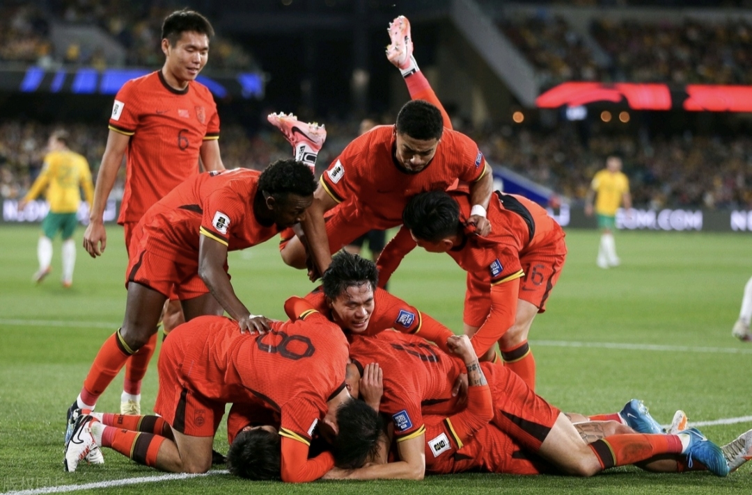 国内球队在国际赛场中苦战不利,需迎战挑战吗