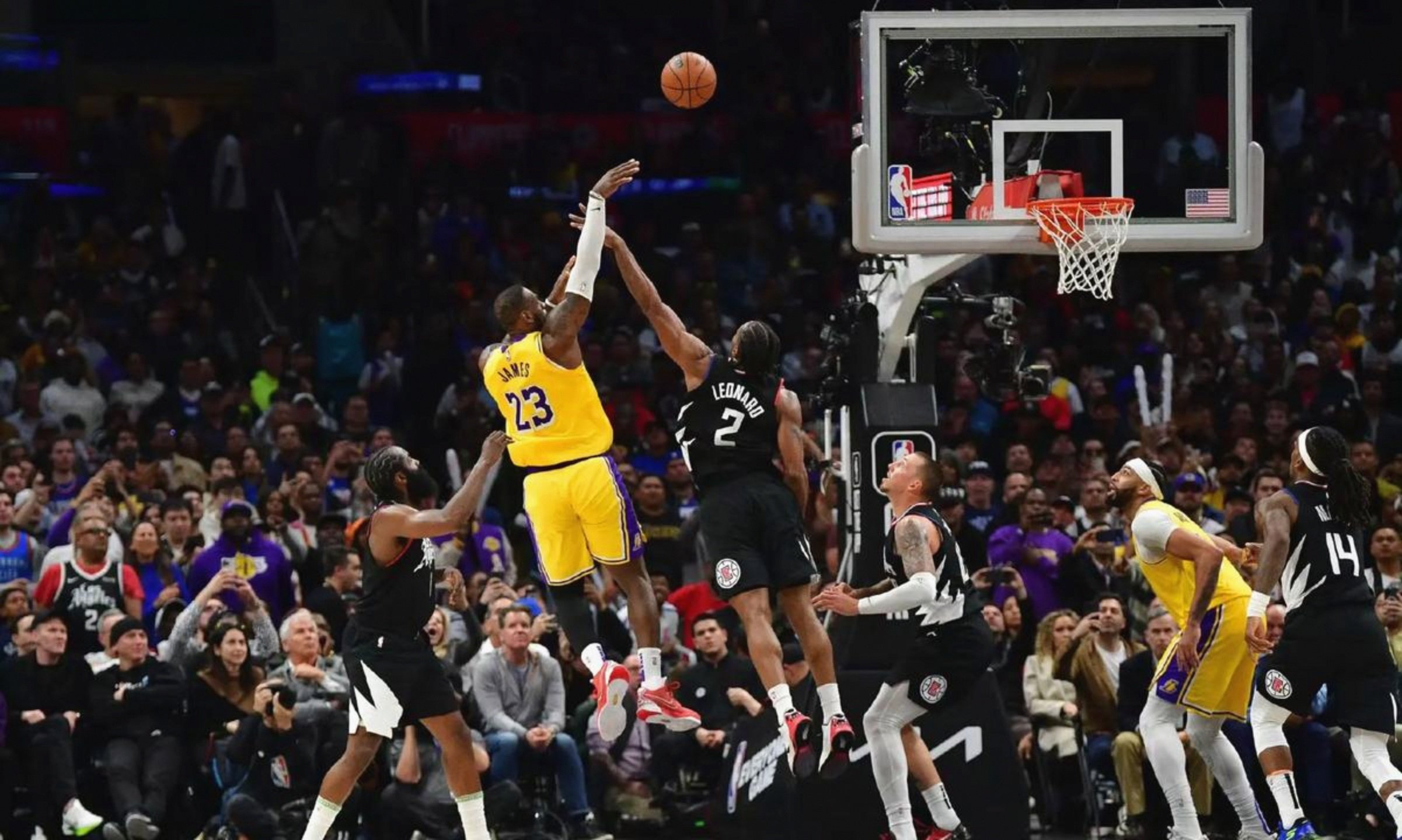 关于勇士负湖人,沃克砍下全场最高得分难救主的信息 关于勇士负湖人,沃克砍下全场最高得分难救主的信息