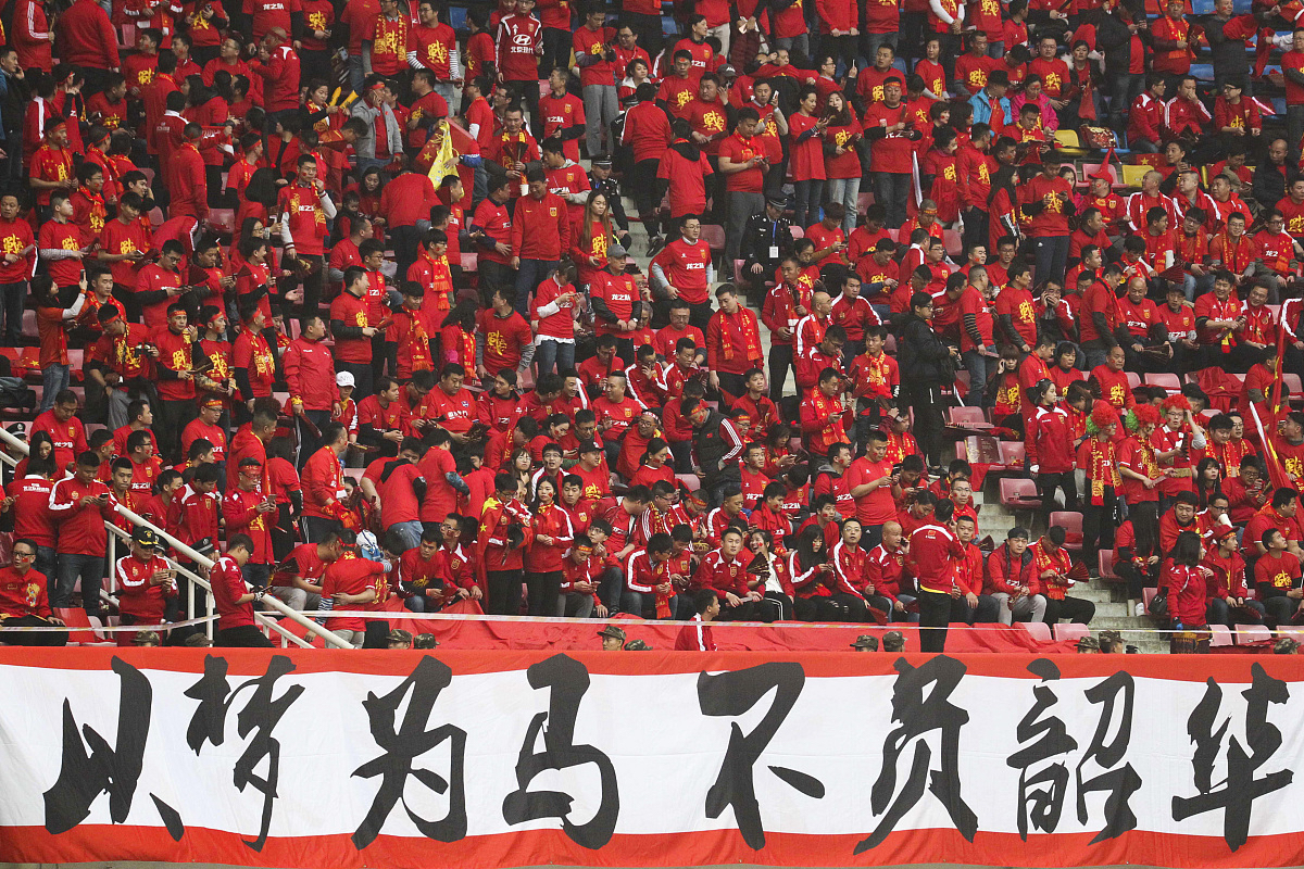 实力强大的球队高歌猛进，对手难以抵挡的简单介绍